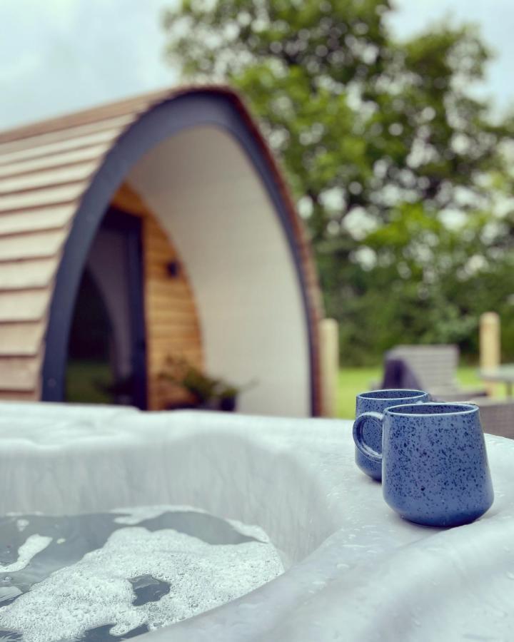 Eastridge Glamping Villa ชรูว์สเบอรี ภายนอก รูปภาพ